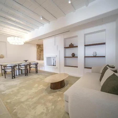Primadonna Luxury Mykonos Town
